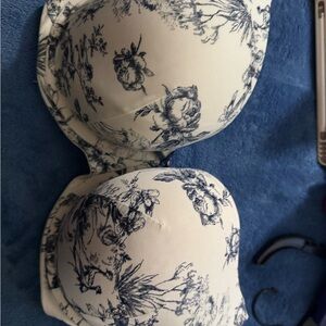 Boost balconette bra